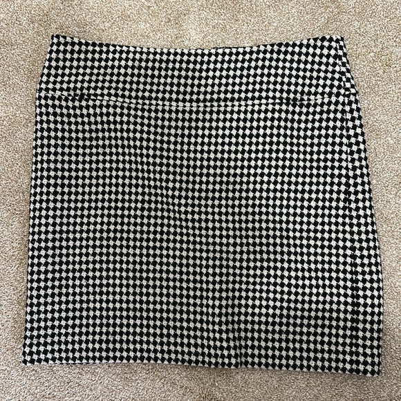 Talbot’s mini skirt, checkered, houndstooth, women, 14P, plus size, midsize - Picture 4 of 8